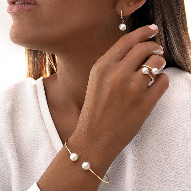 Royal Adornment Styles