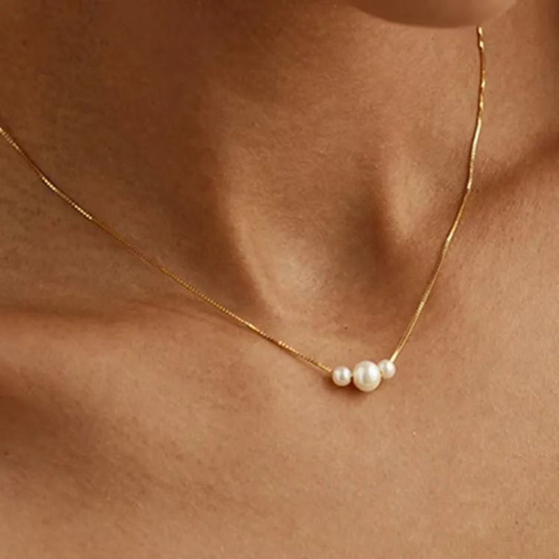 Elegant Chain Details